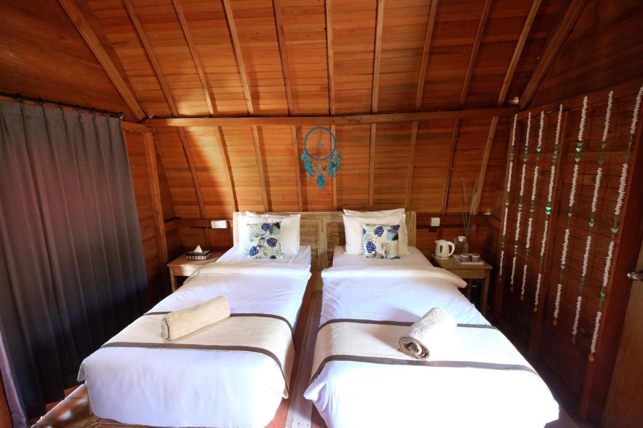 Adara Beach Huts Batununggul Extérieur photo