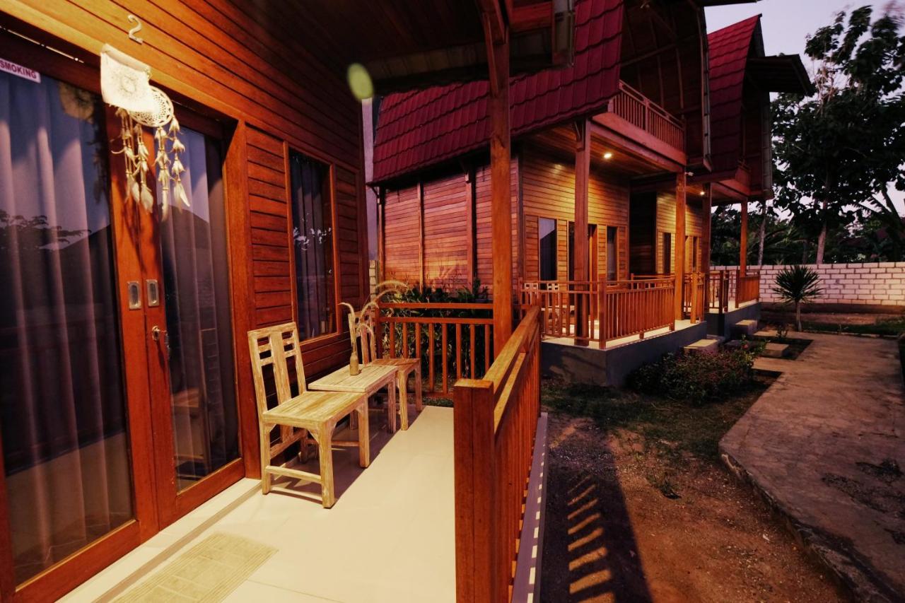 Adara Beach Huts Batununggul Extérieur photo